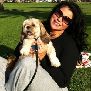 Meet your Posher, Connie